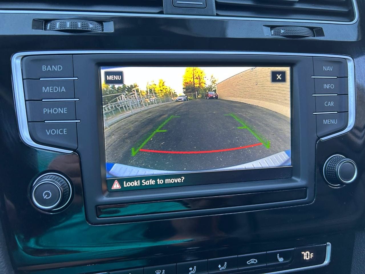 Used 2017 Volkswagen Golf SEL FWD image 19
