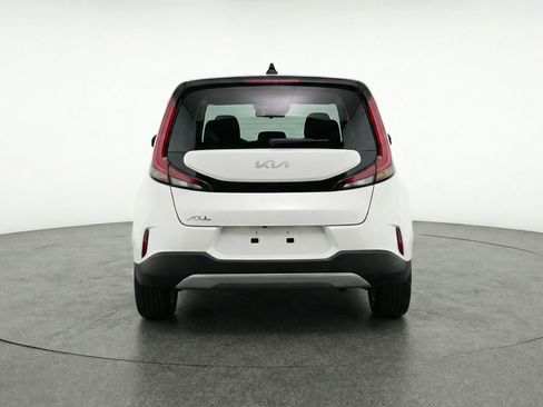 Used 2025 Kia Soul LX w/ LX Technology Package image 7