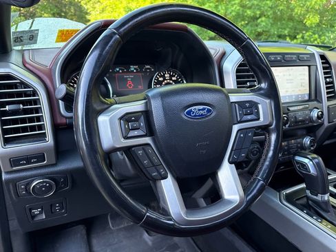Used 2020 Ford F150 Platinum w/ Equipment Group 701A Luxury AWD/4WD image 15