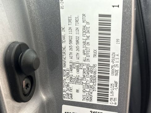 Used 2024 Toyota Tundra Capstone image 30