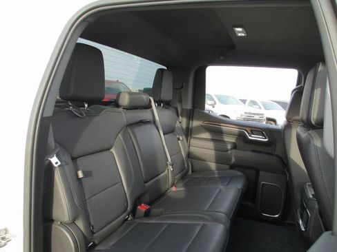 Certified 2023 GMC Sierra 1500 SLT w/ SLT Premium Package image 20