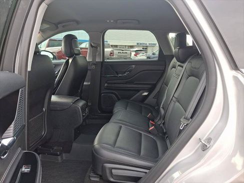 Used 2020 Lincoln Corsair AWD w/ Equipment Group 101A image 11