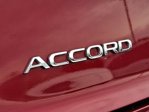 Used 2025 Honda Accord LX image 29