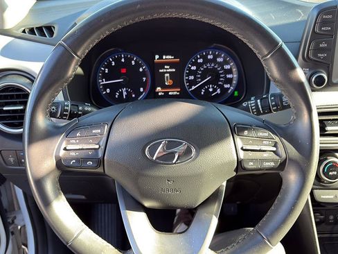 Used 2021 Hyundai Kona Limited w/ Cargo Package AWD/4WD image 4