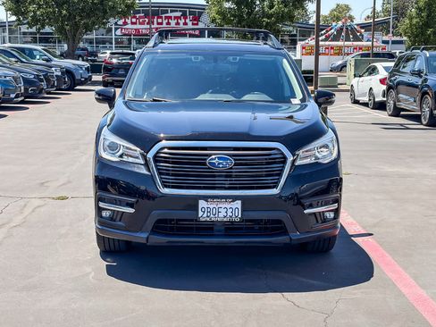 Used 2022 Subaru Ascent Limited w/ Technology Package AWD/4WD image 6