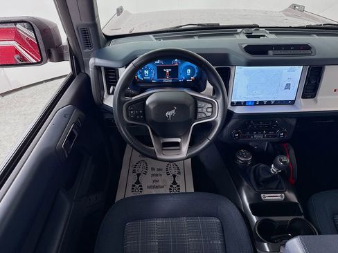 Certified 2025 Ford Bronco Heritage Edition AWD/4WD image 3