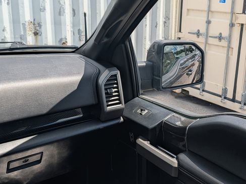 Used 2019 Ford F150 Raptor w/ Equipment Group 802A Luxury AWD/4WD image 23