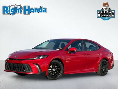 Used 2025 Toyota Camry SE w/ Multimedia Upgrade Package