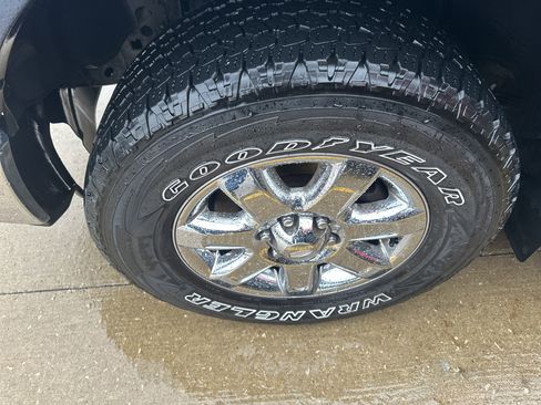 Used 2013 Ford F150 Lariat w/ Luxury Equipment Group image 3