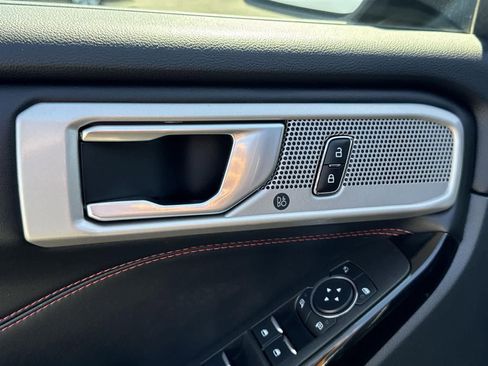 Used 2024 Ford Explorer ST-Line w/ Class IV Trailer Tow Package image 22