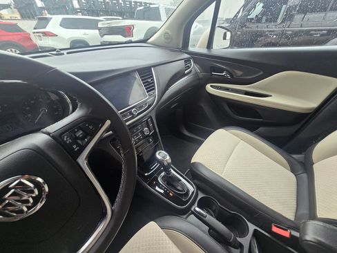 Used 2019 Buick Encore Preferred image 15