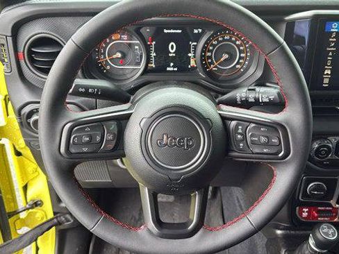 Certified 2024 Jeep Wrangler Unlimited Rubicon image 15