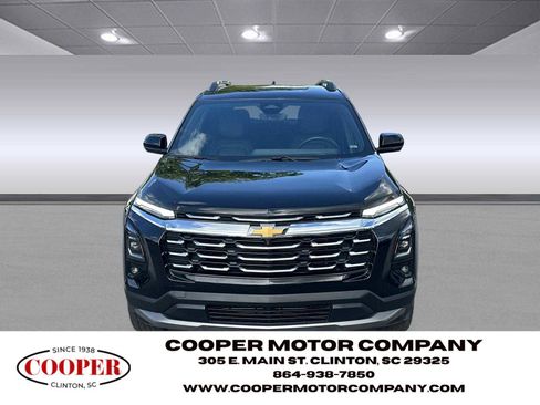 Used 2025 Chevrolet Equinox LT w/ Convenience Package II image 8