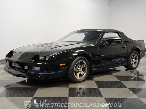 Used 1988 Chevrolet Camaro LT RWD image 6