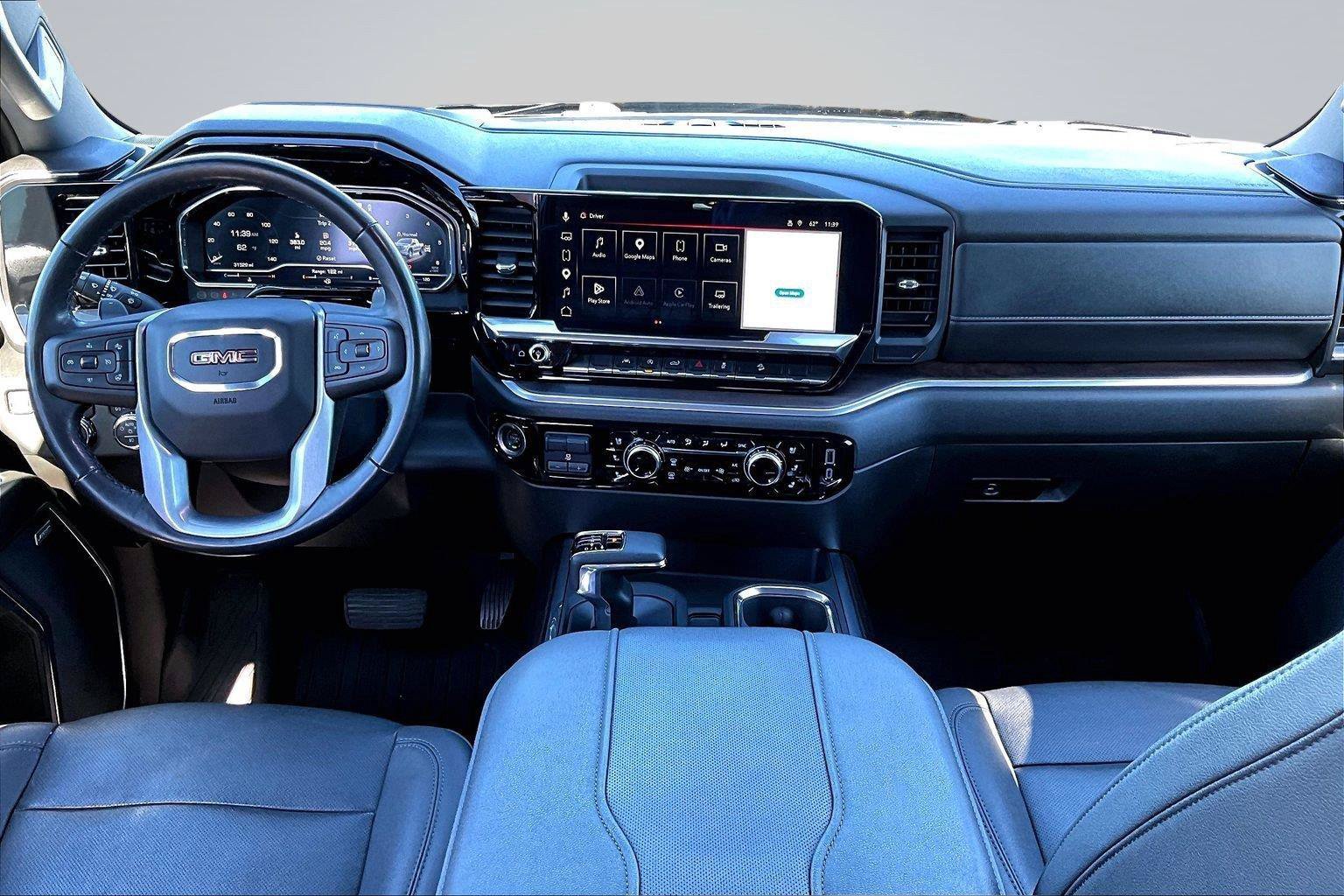 Used 2023 GMC Sierra 1500 SLT w/ SLT Premium Package AWD/4WD image 17