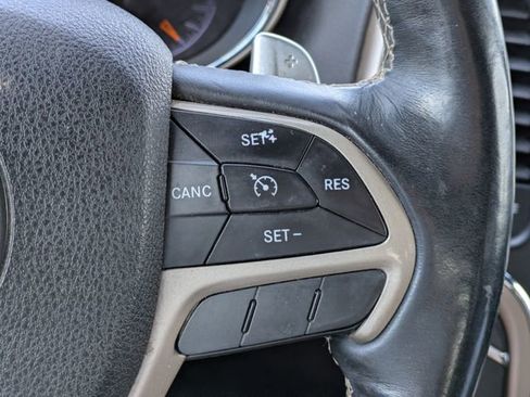 Used 2017 Jeep Grand Cherokee Limited image 20