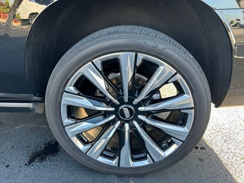 Certified 2026 Cadillac Escalade ESV Platinum Luxury w/ LPO, Floor Liner Package AWD/4WD image 12