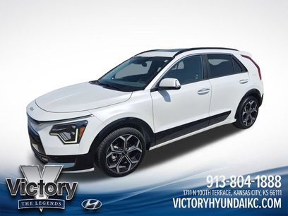 Used 2023 Kia Niro SX Touring