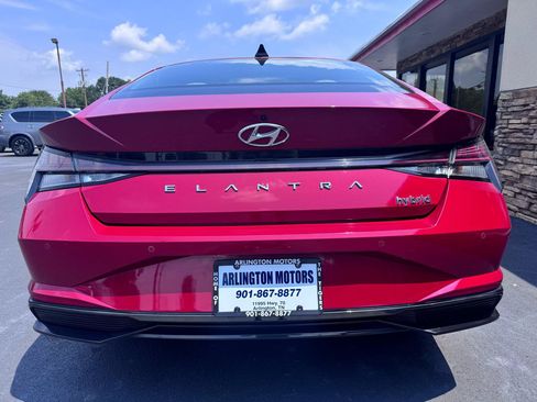 Used 2022 Hyundai Elantra Limited w/ Cargo Package FWD image 6