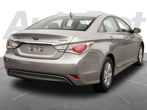 Used 2012 Hyundai Sonata Hybrid FWD image 3