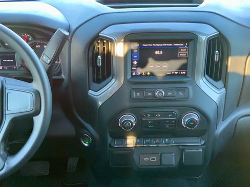 New 2026 Chevrolet Silverado 1500 Custom image 31