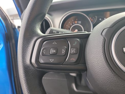 Used 2021 Jeep Gladiator Sport w/ Trailer Tow Package image 28