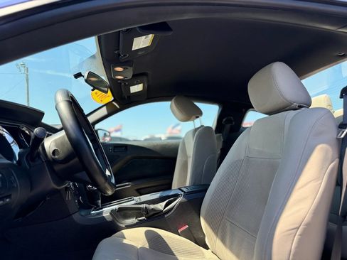 Used 2012 Ford Mustang Coupe RWD image 16