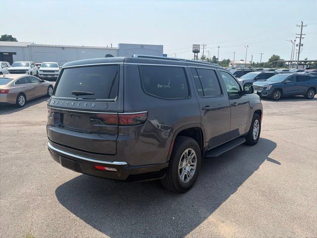 Used 2023 Jeep Wagoneer 4WD image 6