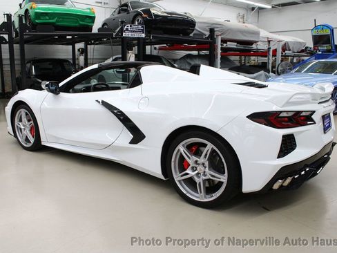 Used 2021 Chevrolet Corvette Stingray Premium Conv w/ Z51 Performance Package image 6