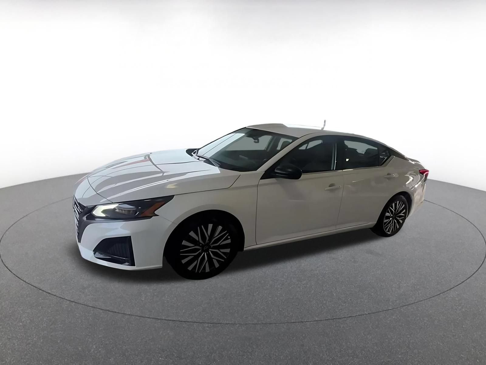 Used 2026 Nissan Altima 2.5 SV FWD image 7