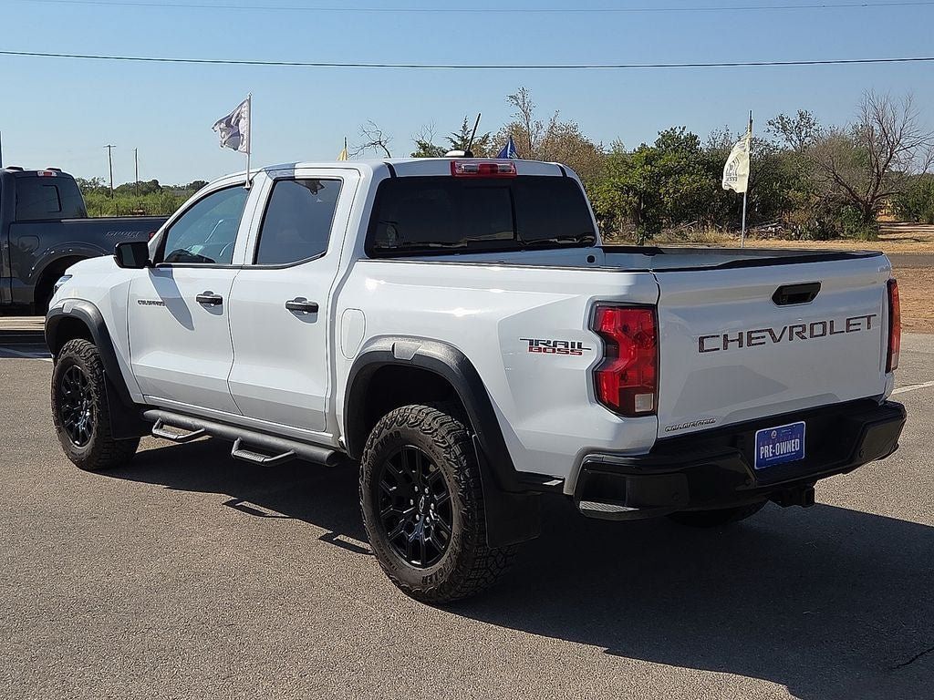 Used 2025 Chevrolet Colorado Trail Boss AWD/4WD image 3
