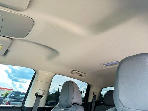 Used 2021 GMC Canyon Elevation Standard RWD image 11