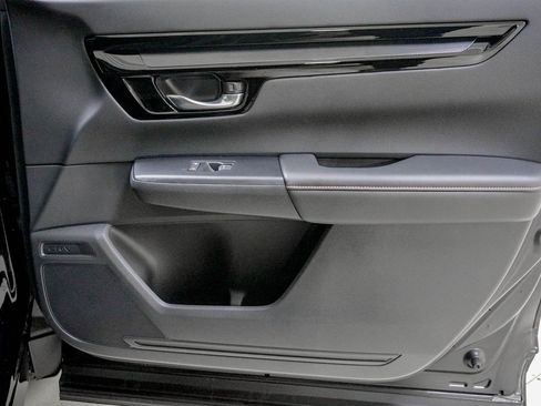 Certified 2025 Honda CR-V Sport Touring image 33