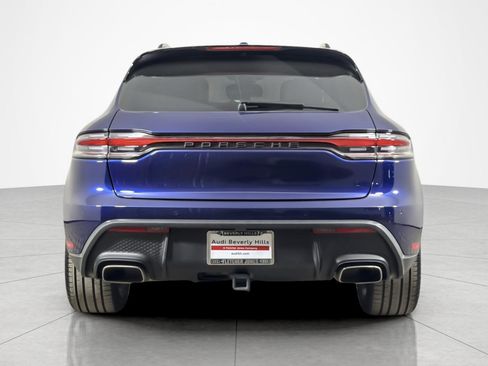 Used 2023 Porsche Macan AWD/4WD image 4