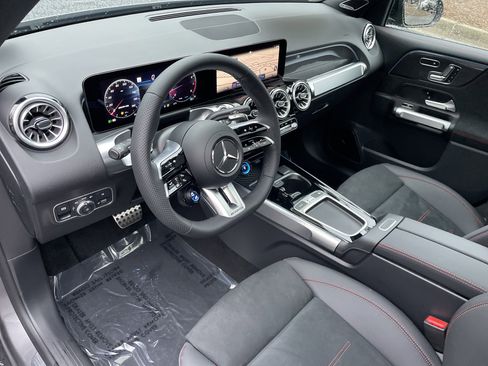 New 2026 Mercedes-Benz GLB 35 AMG 4MATIC image 16