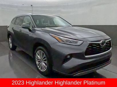 Used 2023 Toyota Highlander Platinum