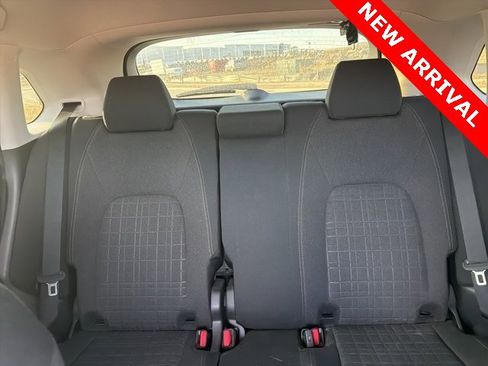 Used 2025 Honda HR-V LX image 15