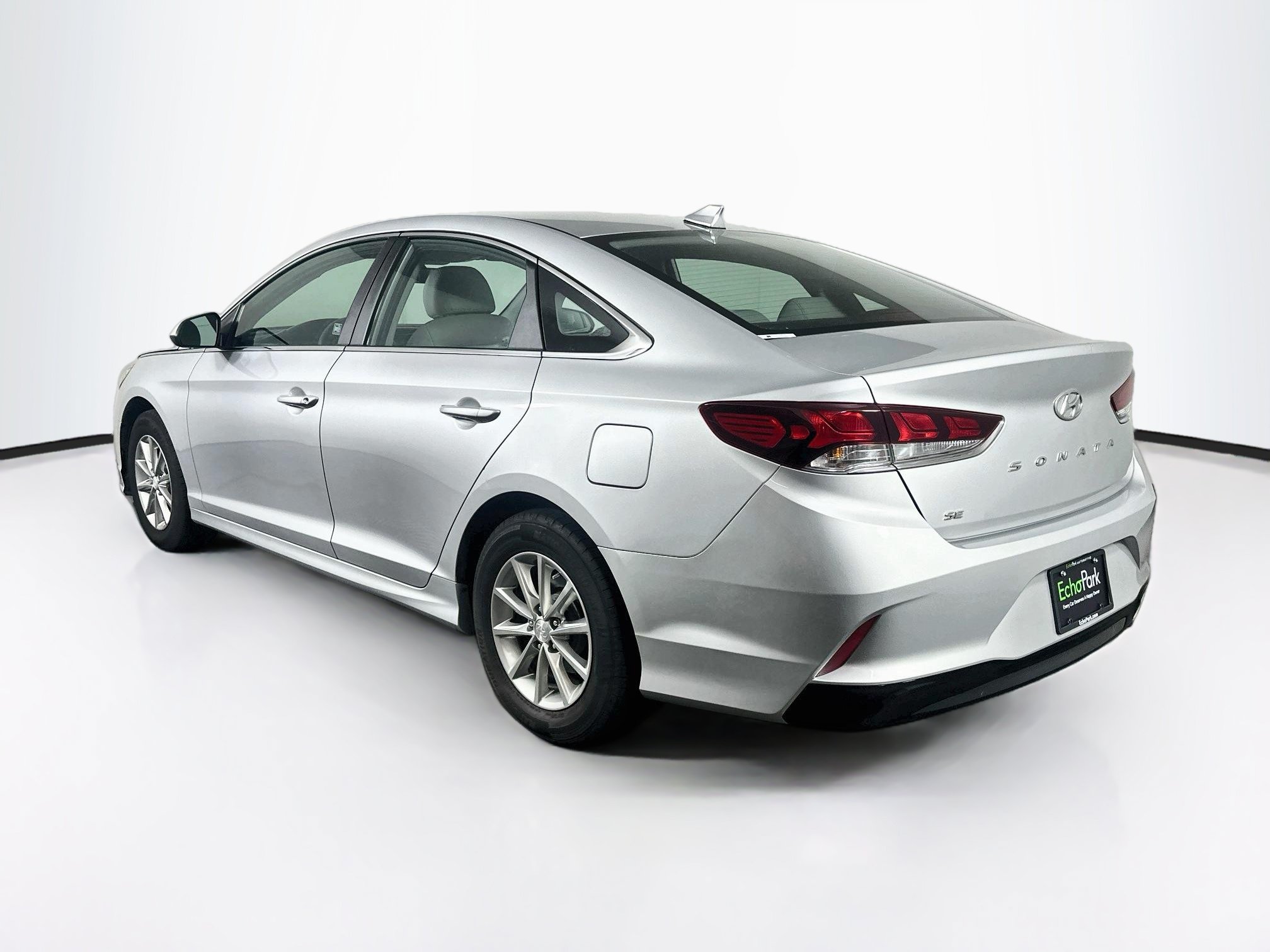 Used 2018 Hyundai Sonata SE FWD image 5