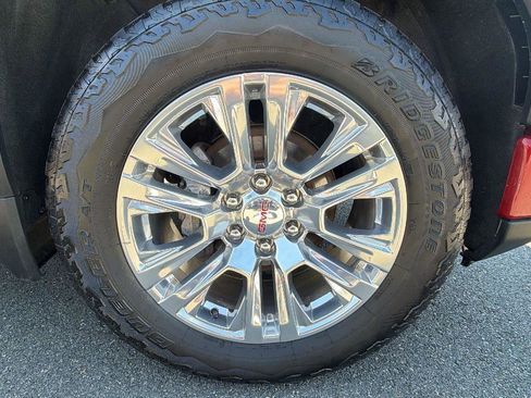Used 2023 GMC Sierra 1500 Denali AWD/4WD image 9