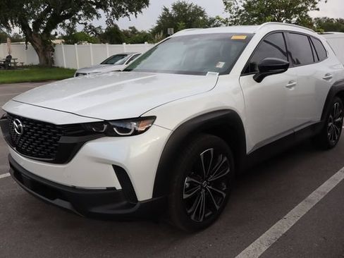 Used 2025 MAZDA CX-50 AWD 2.5 S w/ Premium Plus Pkg image 4
