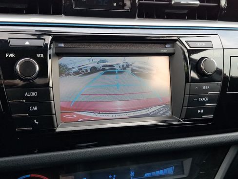 Used 2016 Toyota Corolla S FWD image 19