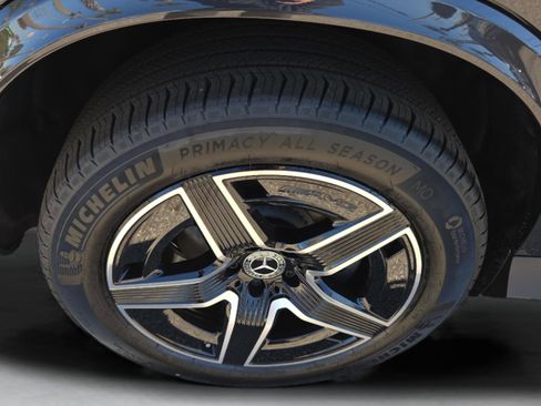 New 2026 Mercedes-Benz GLC 300 image 15