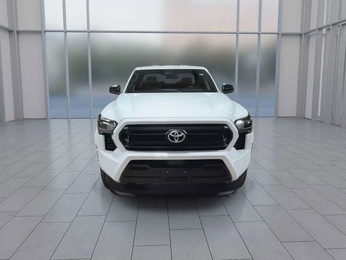 Used 2025 Toyota Tacoma SR RWD image 3