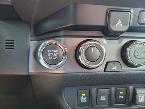 Used 2023 Toyota Tacoma TRD Pro AWD/4WD image 29