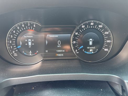Used 2017 Ford Explorer Platinum image 21