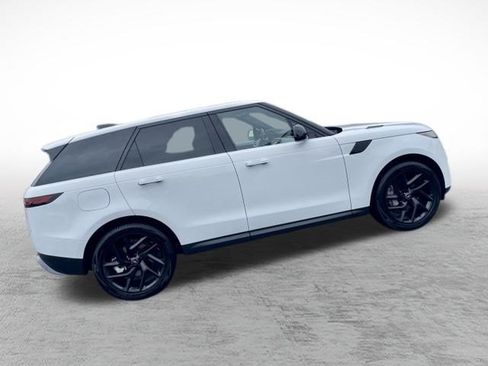 Used 2025 Land Rover Range Rover Sport SE AWD/4WD image 7
