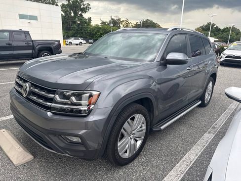 Used 2019 Volkswagen Atlas SE FWD image 2
