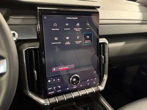 Certified 2025 GMC Acadia Elevation w/ Elevation Premium Package image 10