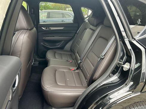 New 2025 MAZDA CX-5 Signature image 17