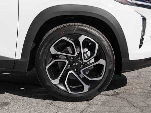 New 2026 Chevrolet Trax RS w/ Driver Confidence Package image 12